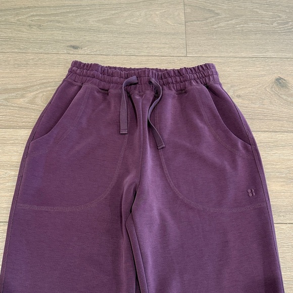 SWEATY BETTY Midnight Cherry Purple Sand Wash Cuffed Trouser Jogger Pants Sz XS - Picture 4 of 12